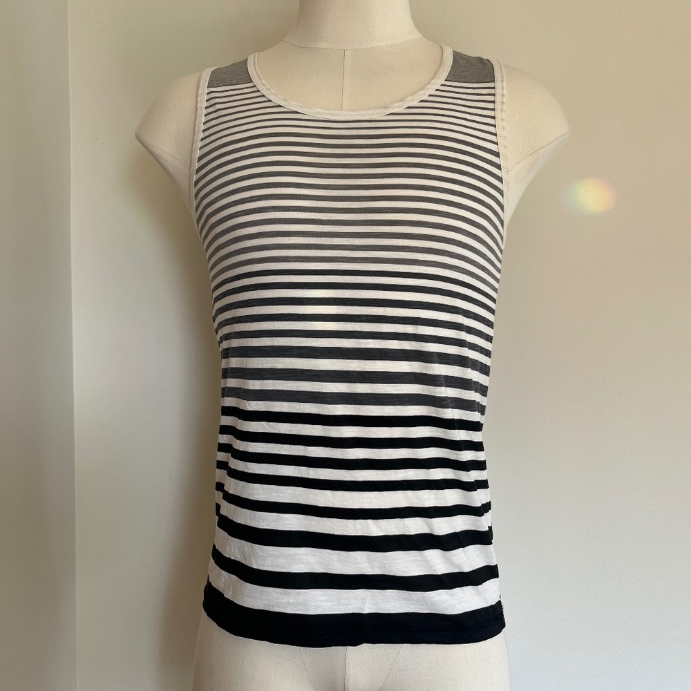 ROGUE STATE TANK TOP